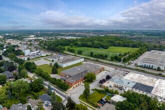 155 Edward St, Aurora, ON - Aerial map view