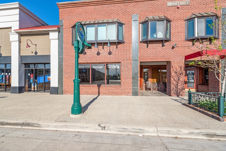 223-227 S Main St, Rochester, MI à louer - Photo principale - Image 1 de 20