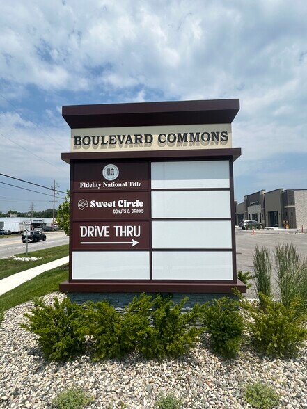 7725 US Hwy 41, Schererville, IN à louer - Photo du bâtiment - Image 2 de 20