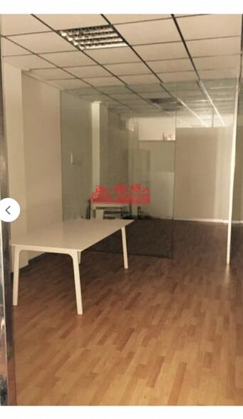 Retail in Elche, Alicante for lease - Interior Photo - Image 2 of 7