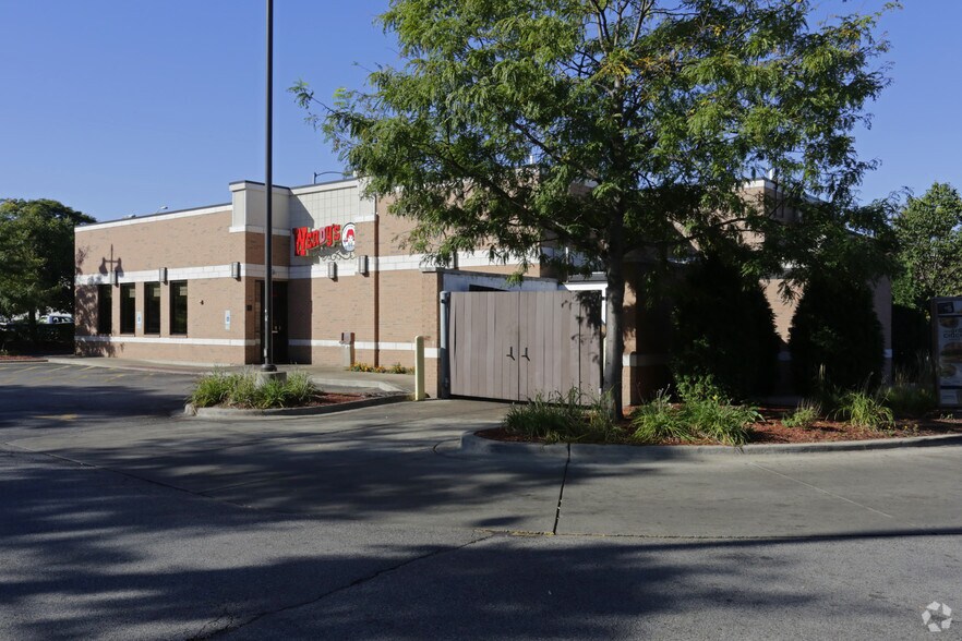 11 N Harlem Ave, Oak Park, IL à vendre - Photo du bâtiment - Image 3 de 4