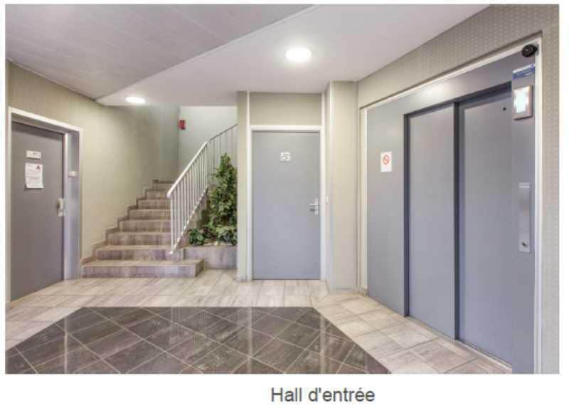Bureau dans Bron à louer - Hall d’entrée - Image 3 de 12