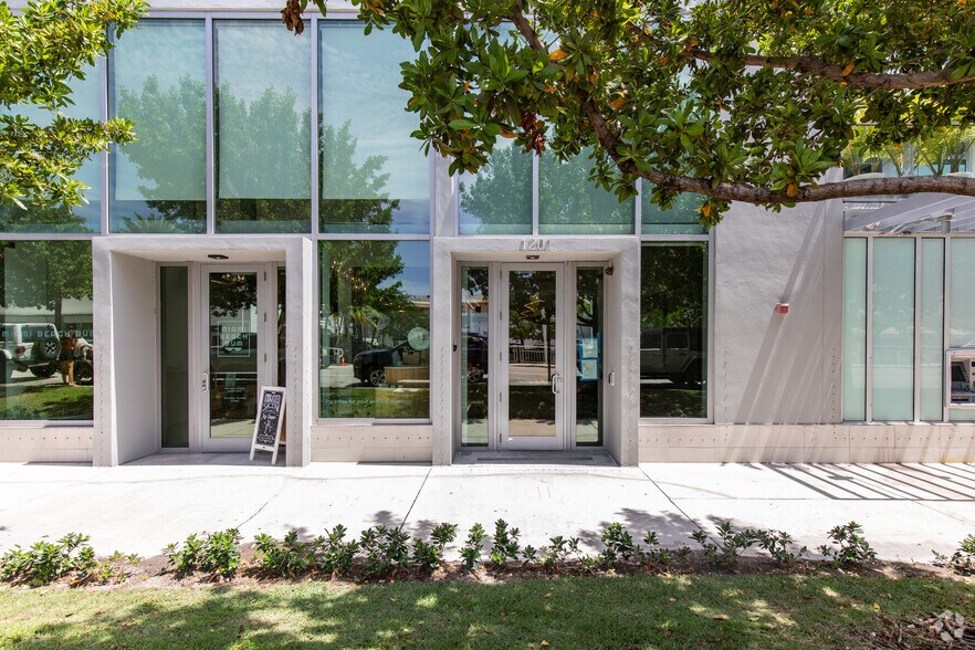 1201 20th St, Miami Beach, FL à louer - Photo du bâtiment - Image 3 de 9