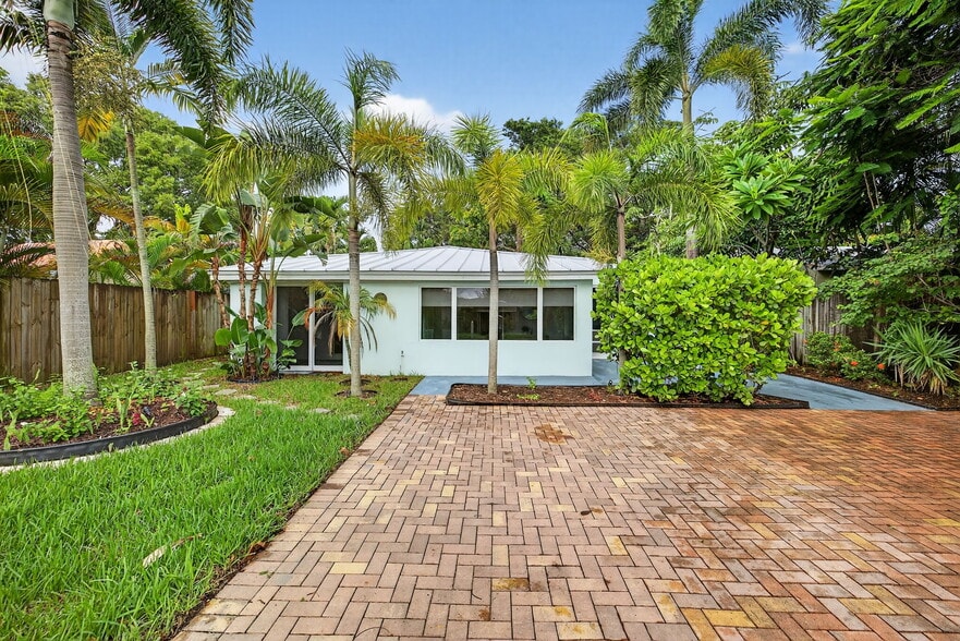1317 NE 1st Ave, Fort Lauderdale, FL for sale - Primary Photo - Image 2 of 73