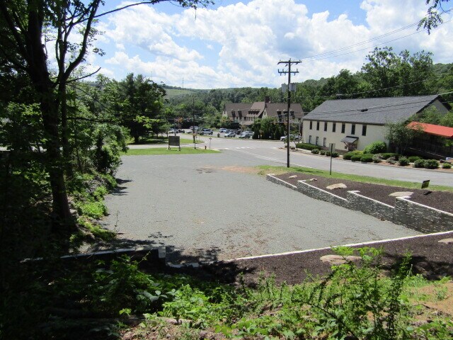 102 Spruce St, Hawley, PA à vendre - Photo du bâtiment - Image 2 de 14