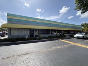 4990 SW 52nd St, Fort Lauderdale, FL à louer Photo du bâtiment- Image 1 de 6