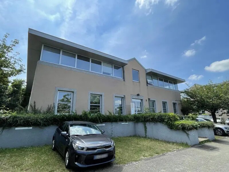 1-5 Rue Alfred De Vigny, Saint-Germain-en-Laye for lease Building Photo- Image 1 of 9