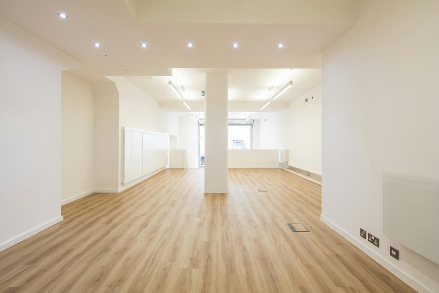 60-66 Saffron Hl, London for lease - Interior Photo - Image 2 of 14