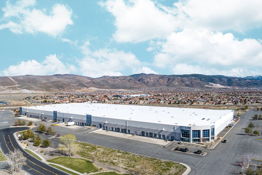 1175 Trademark Dr, Reno, NV à louer - Photo du bâtiment - Image 2 de 16