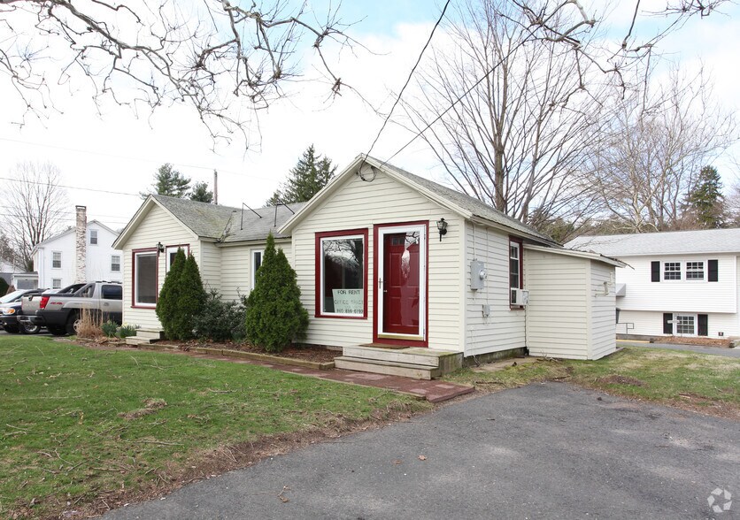 368-370 Hopmeadow St, Simsbury, CT à vendre - Photo du bâtiment - Image 2 de 44