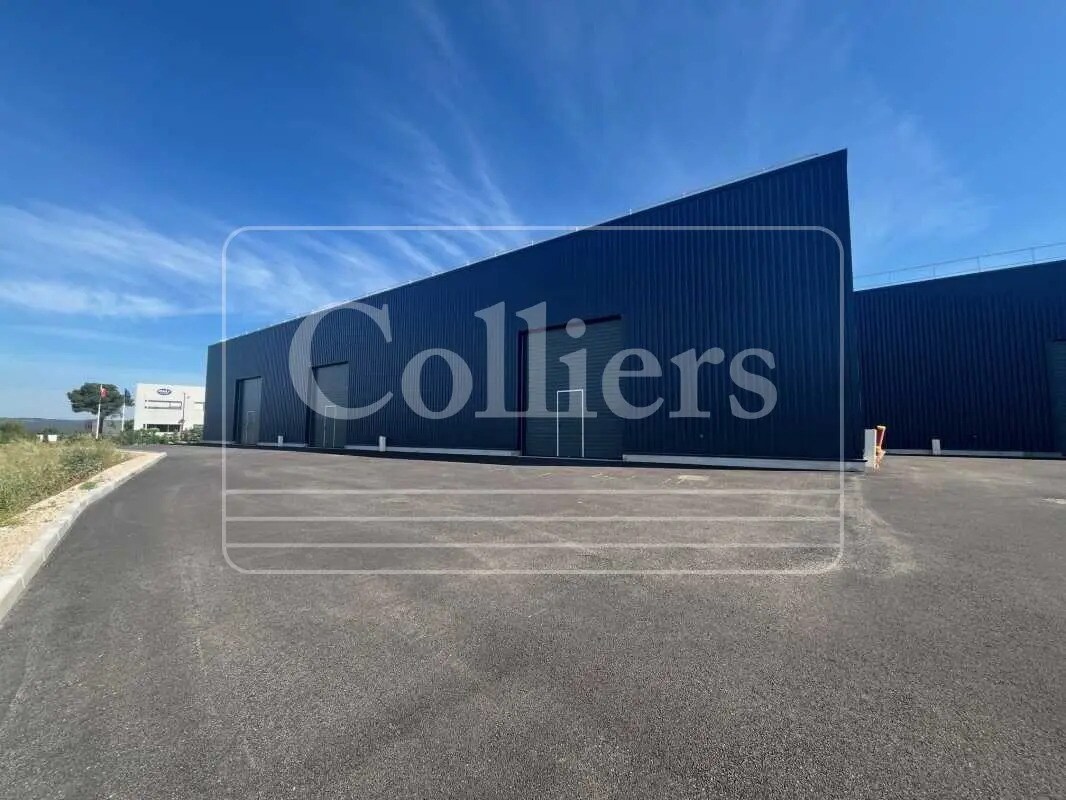 Flex in Lambesc for lease Building Photo- Image 1 of 6