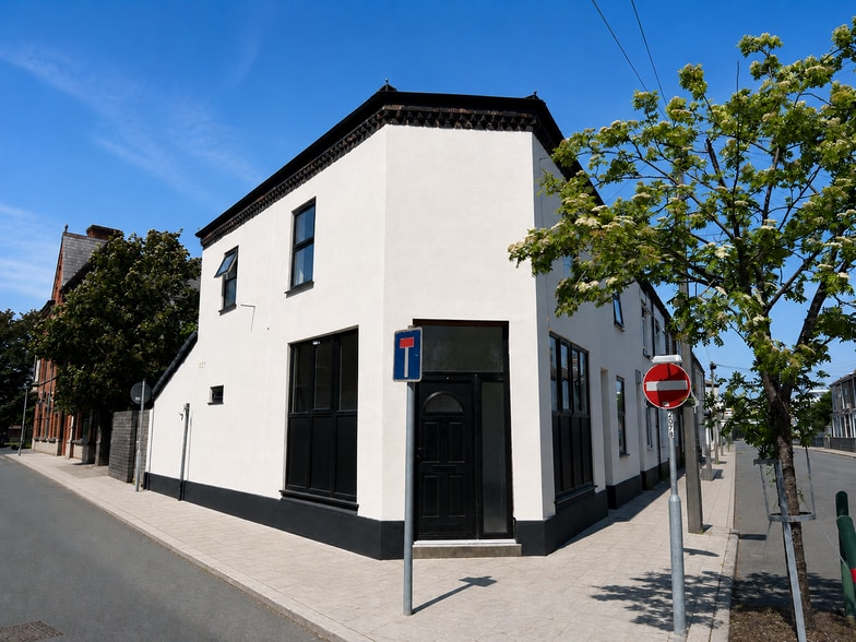 16 Vine St, Widnes à louer - Photo du bâtiment - Image 1 de 2