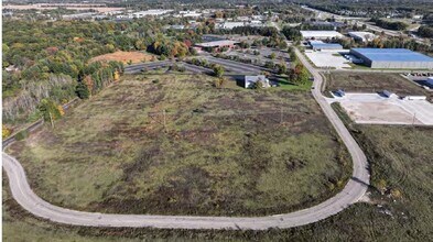 5177 Corporate Woods Dr, Kalamazoo, MI - AERIAL  map view - Image1