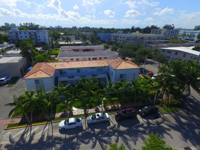 7130 Rue Versailles, Miami Beach, FL for sale - Building Photo - Image 3 of 24