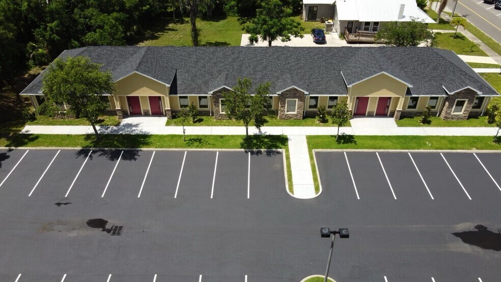 215 Orange -1, Auburndale, FL à louer - Photo du bâtiment - Image 1 de 3