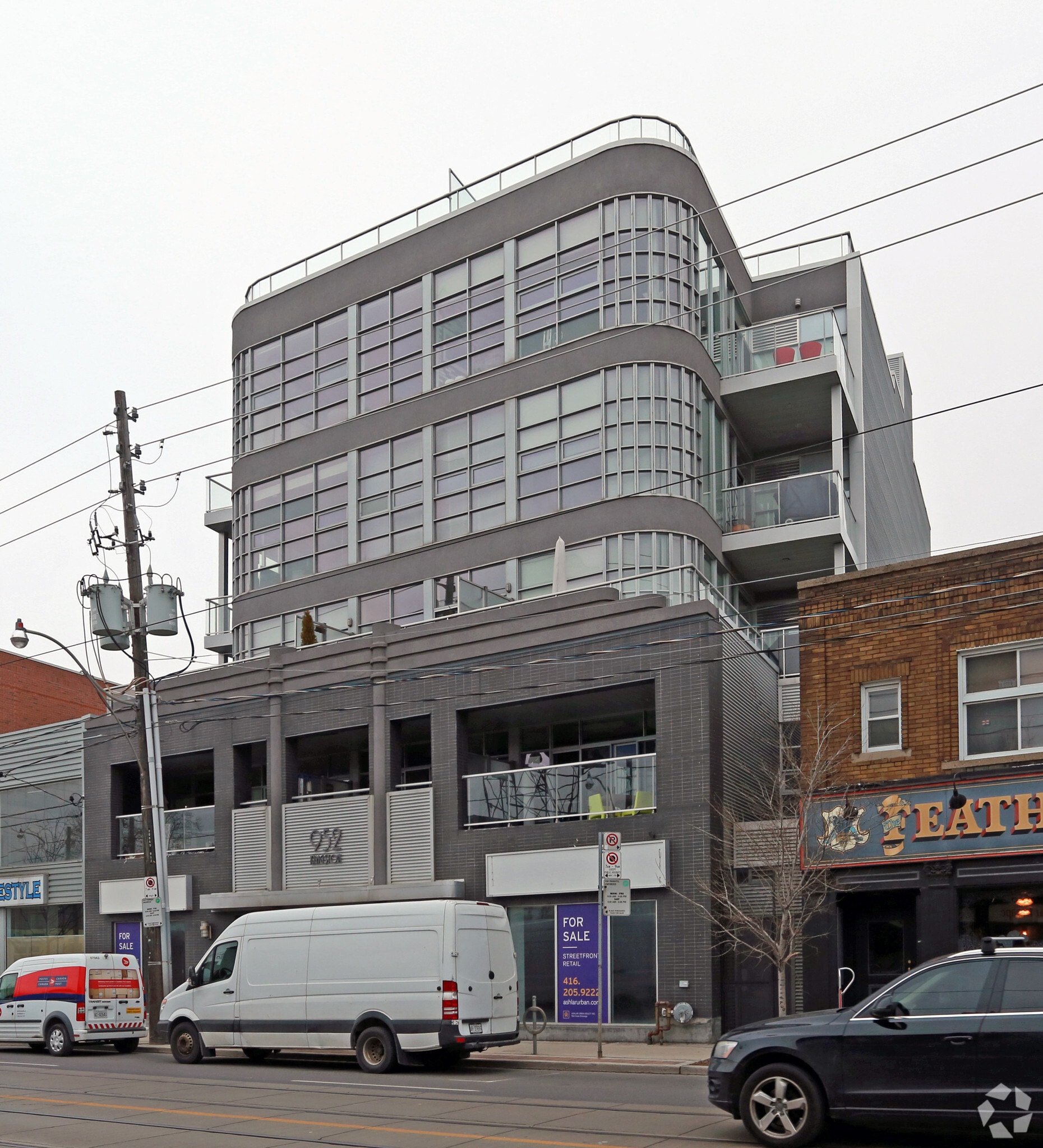 952 Kingston Rd, Toronto, ON for sale Primary Photo- Image 1 of 1