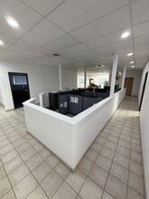 7851 14th Ave, Sacramento, CA for lease Interior Photo- Image 1 of 4