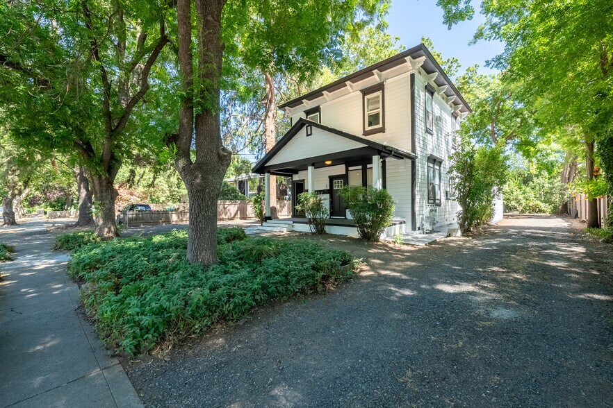 765 Humboldt Ave, Chico, CA à vendre - Photo du bâtiment - Image 2 de 26