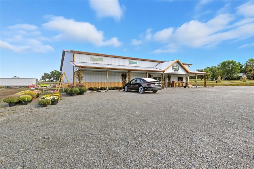 105 N Broadway St, Syracuse, MO for sale - Building Photo - Image 2 of 25