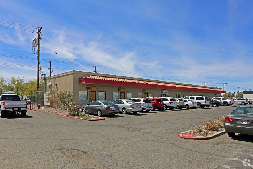 350 Ross Ave, El Centro, CA à vendre - Photo du bâtiment - Image 3 de 3