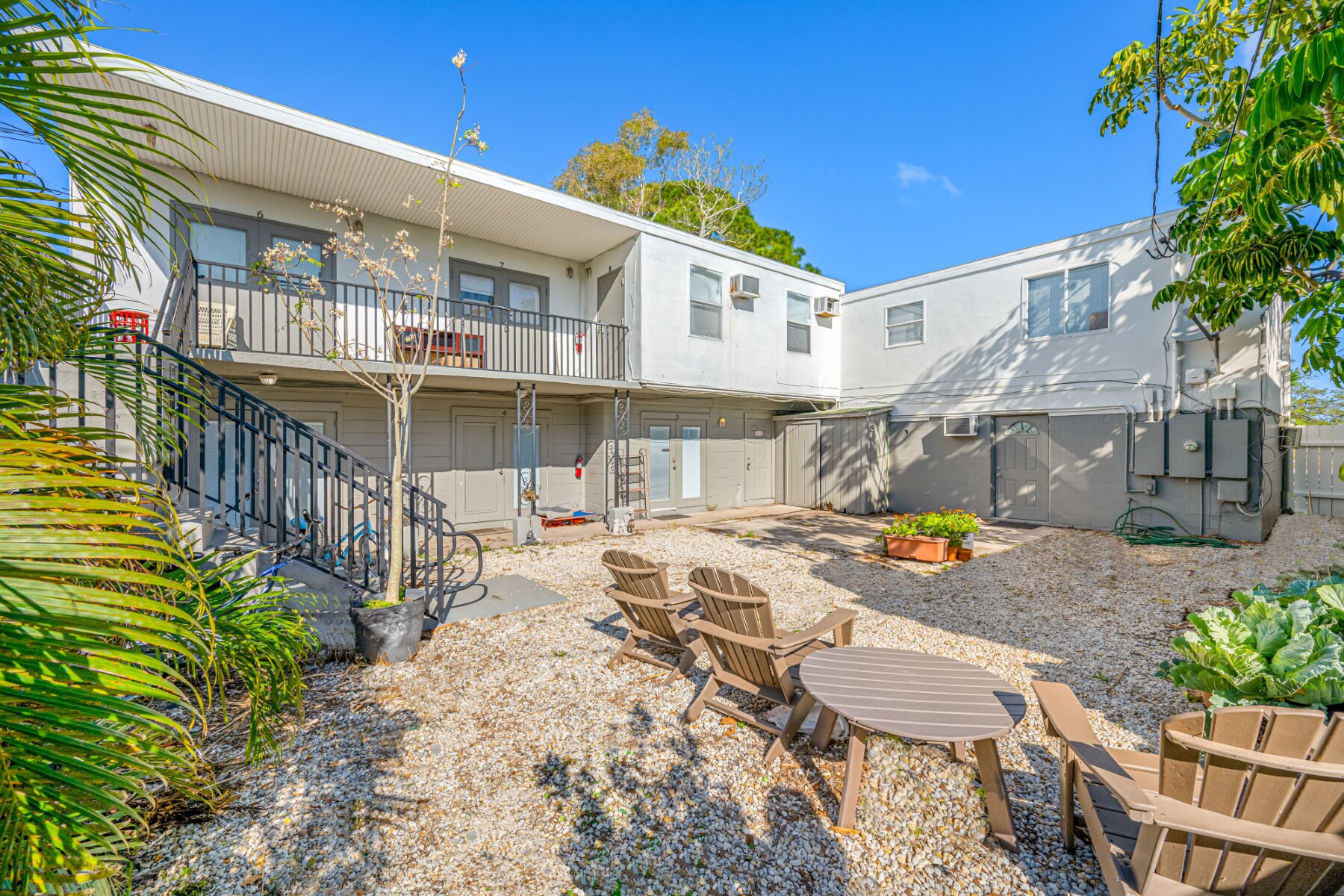 6682 5th Ave N, Saint Petersburg, FL à vendre Photo du bâtiment- Image 1 de 1