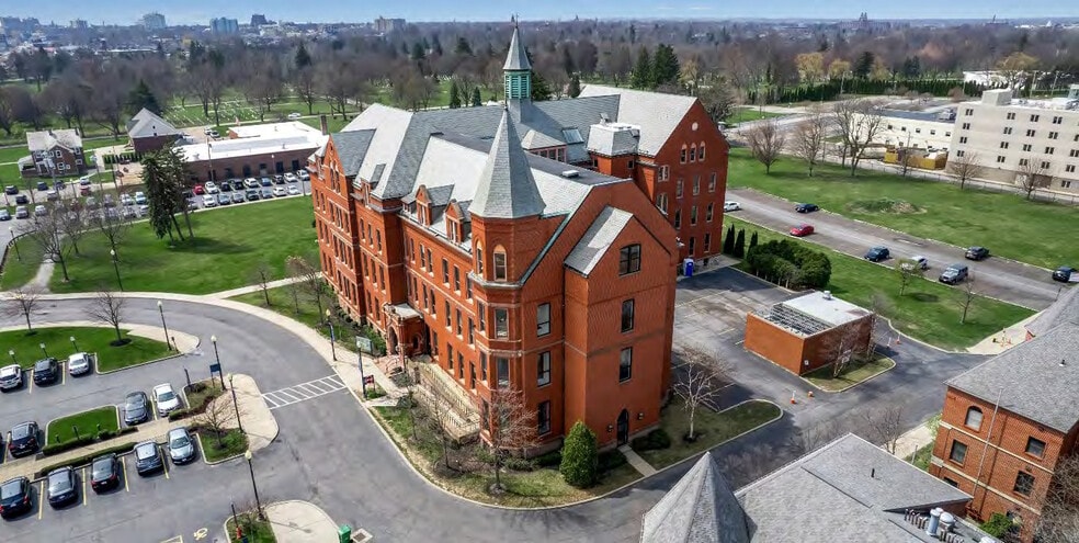 2048 Main St, Buffalo, NY for sale - Building Photo - Image 3 of 14