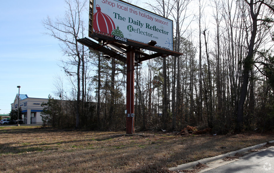 0 S Fire Tower Rd, Greenville, NC for sale - Primary Photo - Image 1 of 4