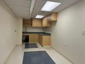 702 S Beretania St, Honolulu, HI à louer Photo intérieure- Image 2 de 5