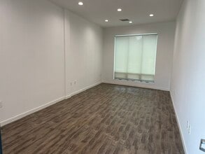 13263 Ventura Blvd, Studio City, CA for lease Interior Photo- Image 1 of 2