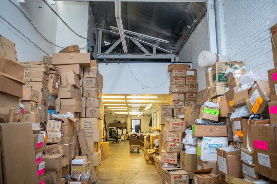1015-1019 San Julian St, Los Angeles, CA for sale - Building Photo - Image 3 of 6