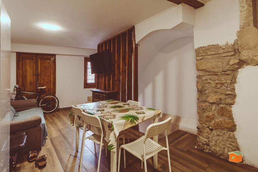 Immeuble residentiel dans Tortosa, Tarragona à vendre - Photo du bâtiment - Image 2 de 36