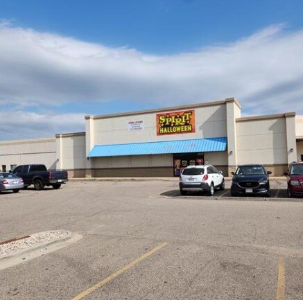 2111 8th St S, Wisconsin Rapids, WI for lease - Building Photo - Image 1 of 32