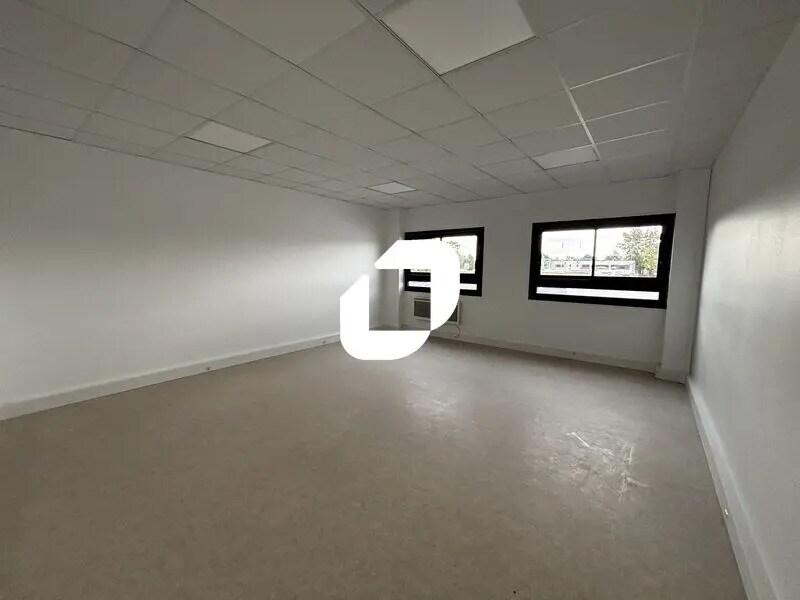 Bureau dans Brétigny-sur-Orge à louer Photo intérieure- Image 1 de 11