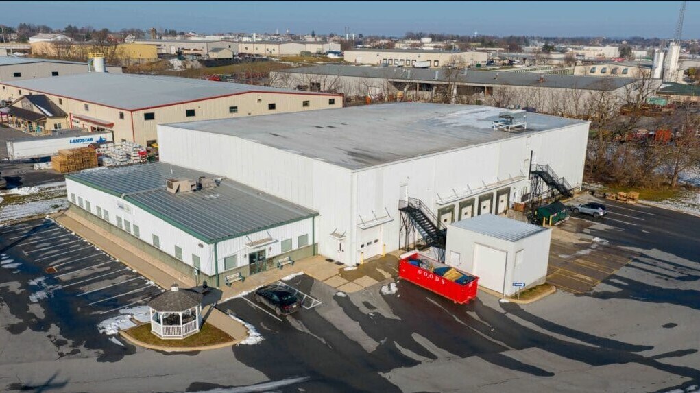 191 Commerce Dr, New Holland, PA à louer Photo principale- Image 1 de 2