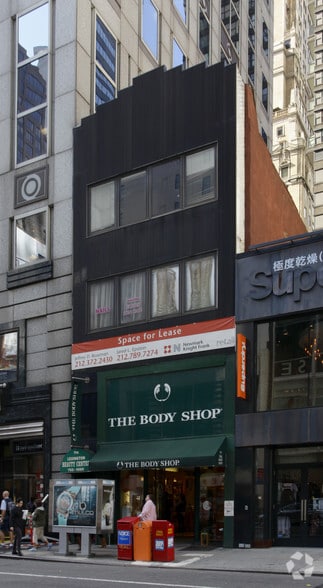 714 Lexington Ave, New York, NY for sale - Building Photo - Image 3 of 7