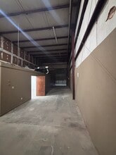 280 Snow Dr, Birmingham, AL for lease Interior Photo- Image 1 of 7