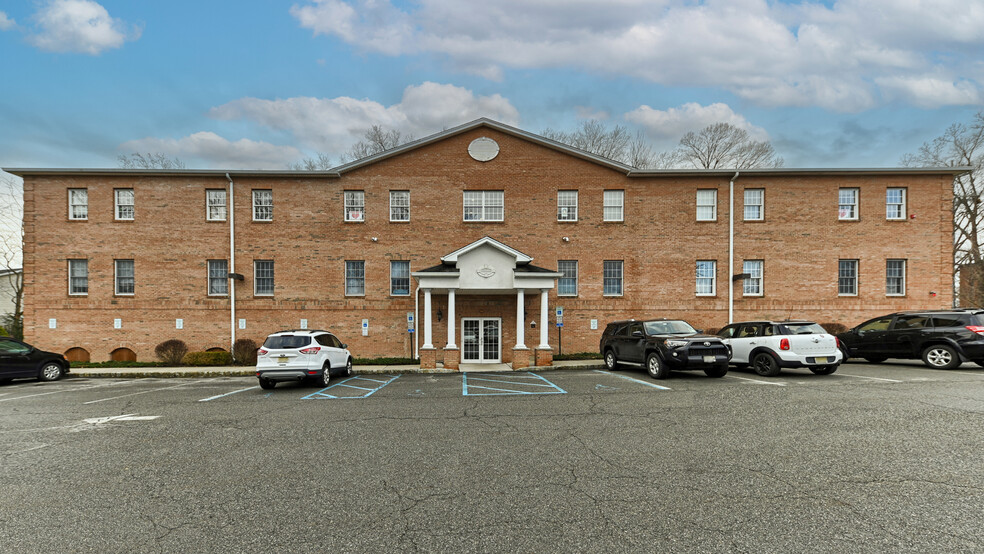 7 Industrial Rd, Pequannock, NJ à vendre - Photo du bâtiment - Image 1 de 1