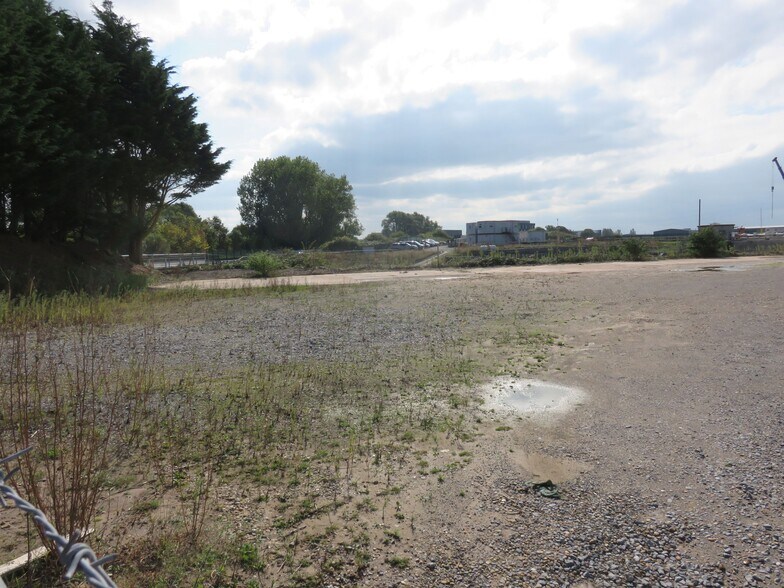 Bristol Rd, Dunball à louer - Photo du bâtiment - Image 2 de 4