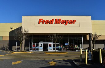 17526 Meridian N, Puyallup, WA for lease Building Photo- Image 1 of 4