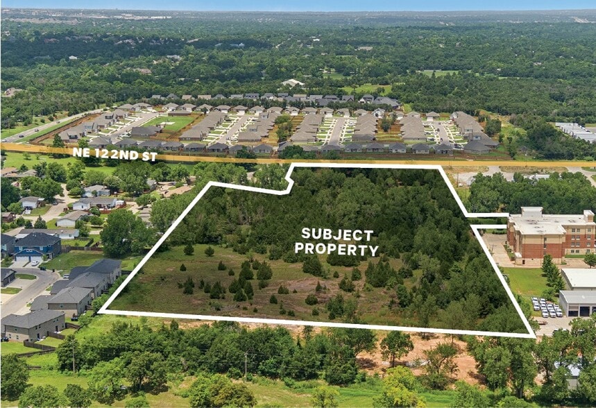 NE 122nd St & Holland St, Oklahoma City, OK à vendre - Photo du bâtiment - Image 2 de 5