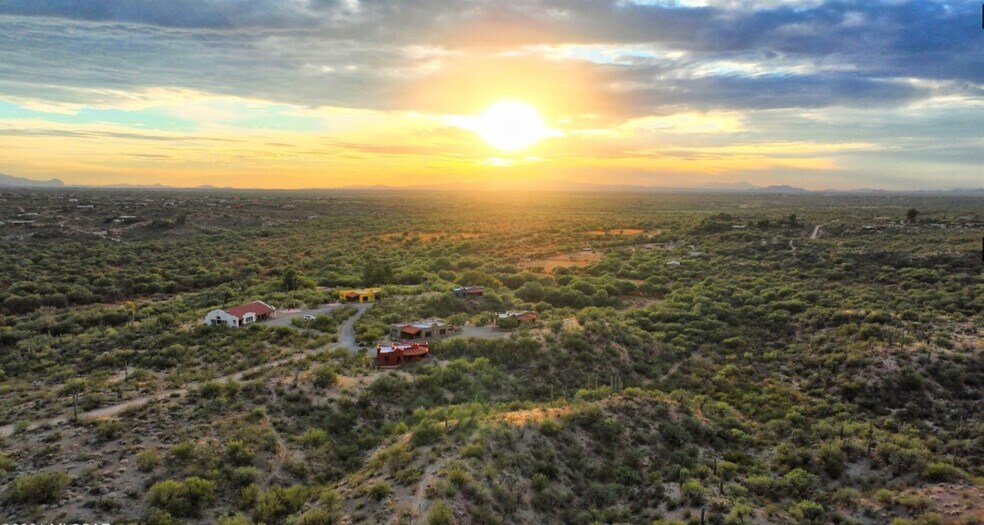 14545 E Rincon Creek Ranch Rd, Tucson, AZ à vendre - Photo du bâtiment - Image 2 de 50