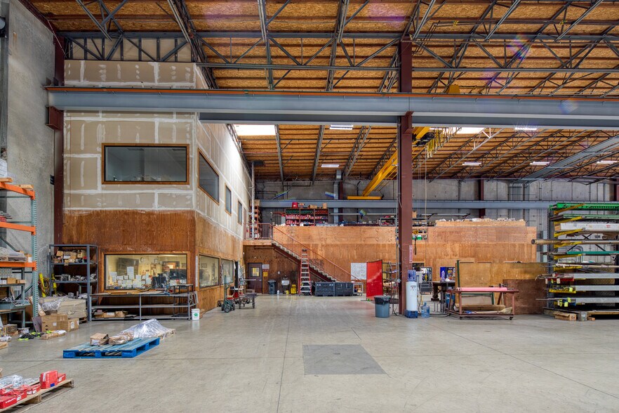 380 Industrial Ct, Benicia, CA à louer - Photo intérieure - Image 2 de 22