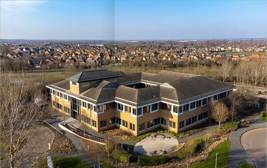 Timbold Dr, Milton Keynes for lease - Building Photo - Image 3 of 4