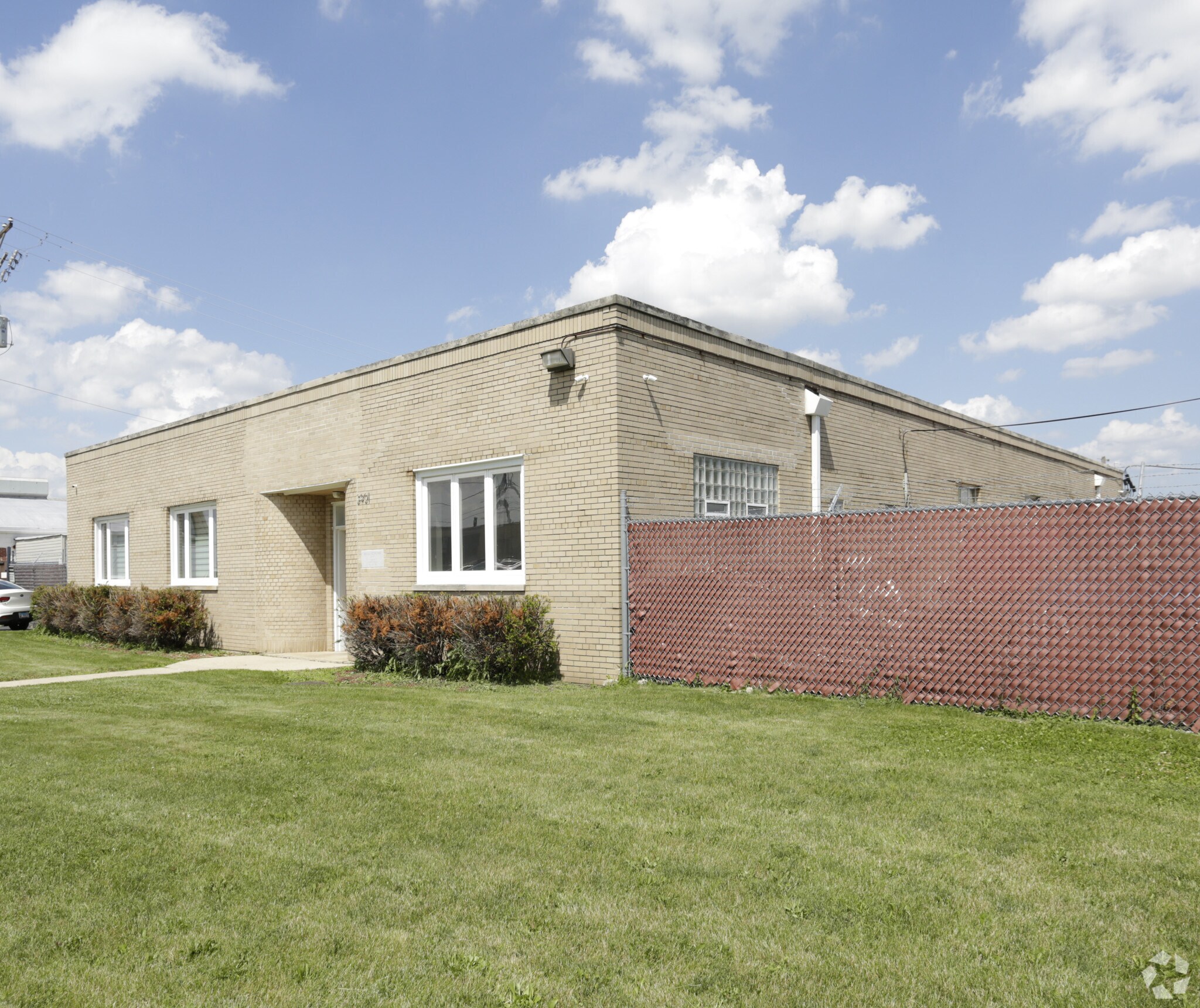 3901 Wesley Ter, Schiller Park, IL à vendre Photo du bâtiment- Image 1 de 5