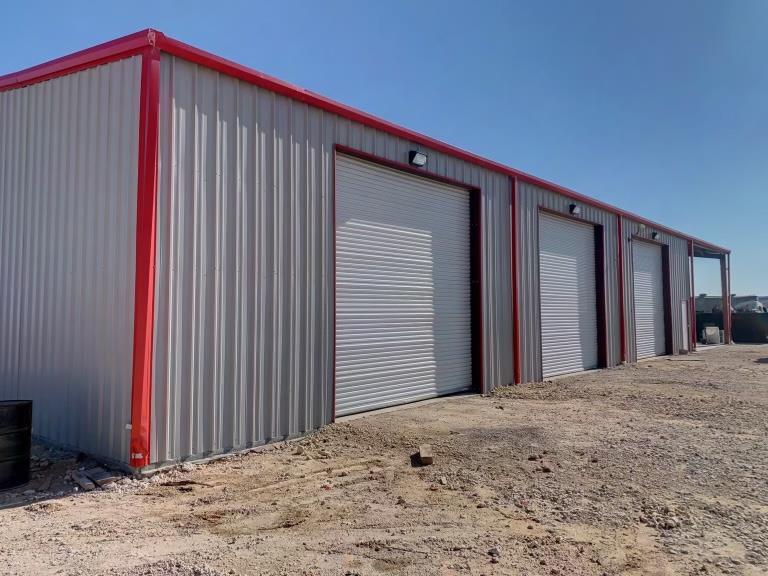 1471 Thrasher Ln, Monahans, TX for lease - Building Photo - Image 2 of 33