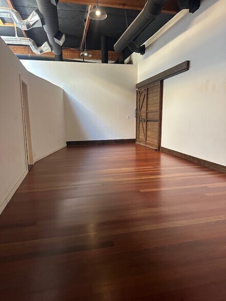 3109-3117 W Temple St, Los Angeles, CA à louer - Photo intérieure - Image 2 de 13