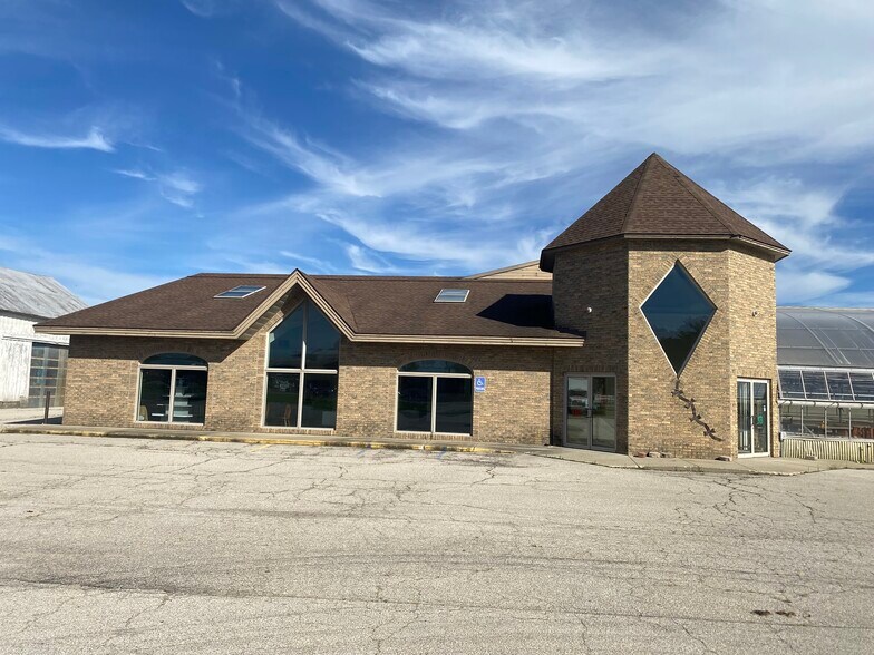 1717 S Euclid Ave, Bay City, MI à vendre - Photo du bâtiment - Image 2 de 25