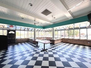 1987 Hilltop Dr, Redding, CA for lease Interior Photo- Image 1 of 27