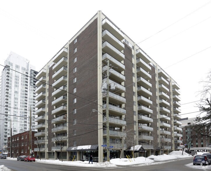 261 Cooper St, Ottawa, ON for sale - Primary Photo - Image 1 of 1