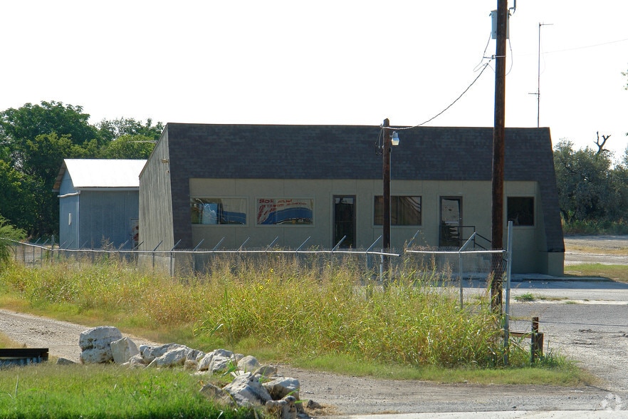 11530 Jones-maltsberger Rd, San Antonio, TX for sale - Building Photo - Image 2 of 14